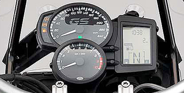 BMW F800 GS Adventure 2014 Cockpit Instrumentation